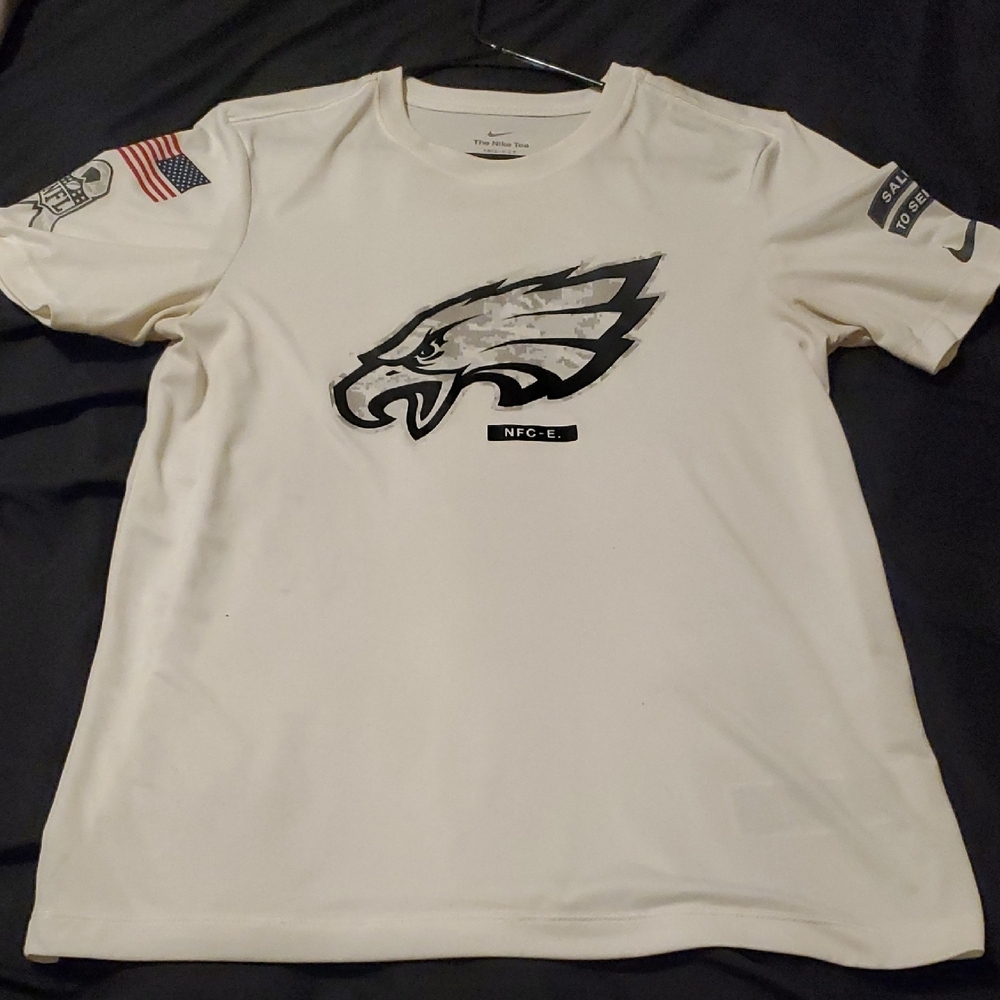 Nike Dri-Fit White Graphic Men's T-Shirt